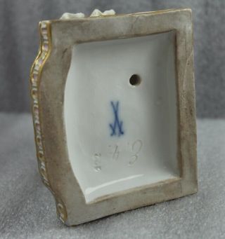 Meissen Porcelain Lady & Bird Cage Sense of Touch Feeling Figurine E4 9