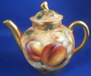 Worcester Porcelain Roberts Fruit Scene Miniature Tea Pot English Teapot Scenic