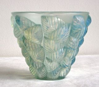 R Lalique Moissac opalescent vase 3