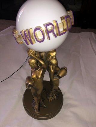 Universal Rabbit Tanaka Scarface " The World Is Yours " Lamp Vintage