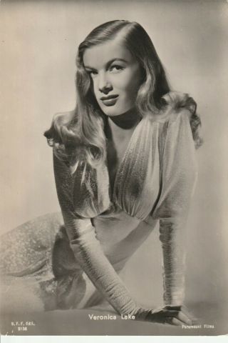 Veronica Lake 1940s Photo Postcard