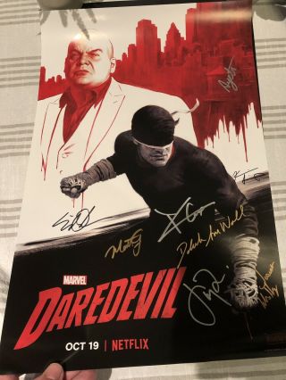 SIGNED DAREDEVIL S3 NYCC Exclusive Poster 2018 by CHARLIE COX,  DEBORAH ANN WOLL 2