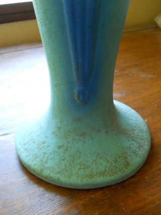 RARE VAN BRIGGLE POTTERY VASE WITH THREE INDIAN HEADS BLUES AND GREENS 11