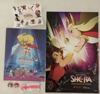 2019 Power - Con She Ra Netflix Poster Activity Book Hair Tie Buttons Signed Wow