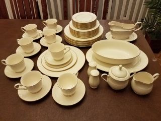 8 Lenox Golden Sand Dune 5 Piece Place Settings 48pc With Serving