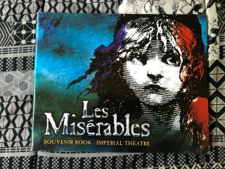 Les Miserables 2014 Revival Souvenir Book Program Ramin Karimloo Caissie Levy