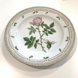 Royal Copenhagen “Flora Danica” Rosa Canina L Porcelain Dinner Plate 2