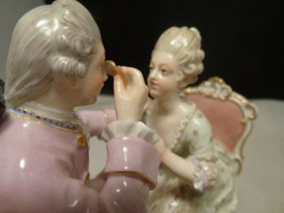 Meissen Victorian lady Visiting the EYE DOCTOR figurine 0174 August Ringler 6