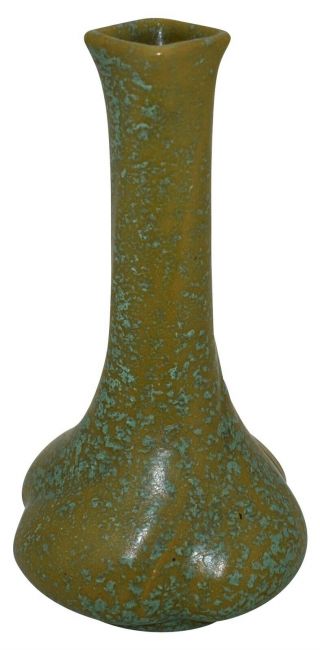 Chicago Crucible Pottery Arts and Crafts Mottled Glaze Ceramic Twist Vase 3