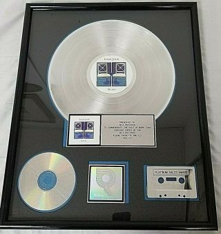 Elton John - Mca Records - Record Cassette And Cd " Duets " - Riaa Platinum Award