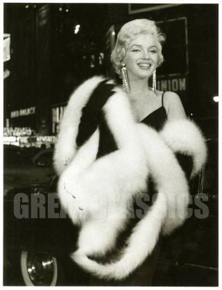 Marilyn Monroe Rose Tattoo 1955 Premiere Glamorous Vintage Photograph