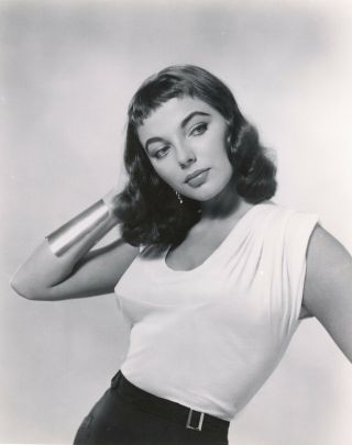 Gorgeous Hollywood Glamour Girl Joan Collins 1950s Pin - Up Photograph 2