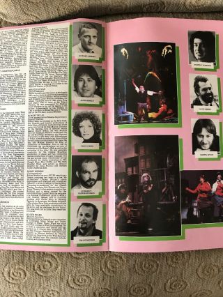 1983 London Playbill LITTLE SHOP OF HORRORS 12x9 Ellen Greene 5