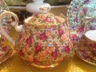 Royal Albert Old Country Roses CHINTZ 2