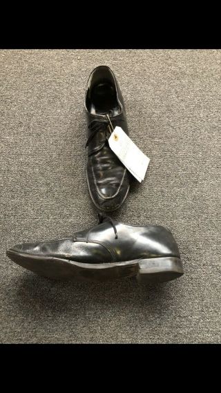 Tom Everett Scott’s Screen Worn Shoes from the film “That Thing You Do” size 13 6
