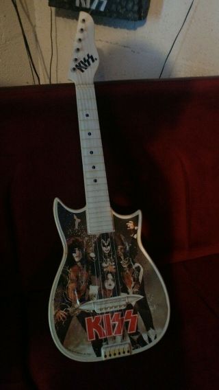 Kiss 1977 Vintage Guitar Toy