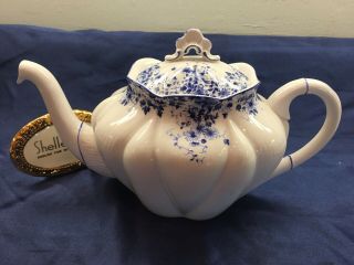 Dainty Blue Daisy Large Teapot With Lid Holds 35 Oz Blue Trim 051/28