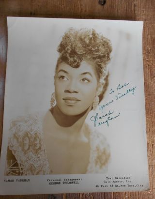 Vintage Autographed Photograph Sarah Vaughan Jazz Singer 4