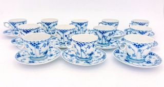12 Cups & Saucers 719 - Blue Fluted Royal Copenhagen - Half Lace - 1:st Quality