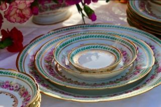 24 pc Limoges France Dinnerware set for 6 people Double Gold Pink 7