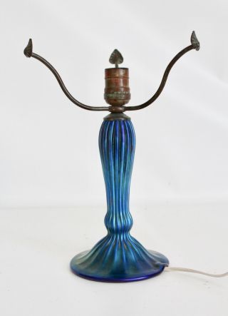 Tiffany Lundberg Studios Vtg Mid Century Favrile Art Glass Iridescent Table Lamp