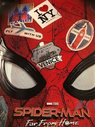 Spider - Man Far From Home DS Movie Poster CAST SIGNED premiere Tom Holland Marvel 3