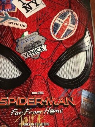 Spider - Man Far From Home DS Movie Poster CAST SIGNED premiere Tom Holland Marvel 4