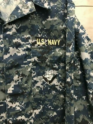 The Last Ship Season 3 Chandler Eric Dane Screen Worn Wardrobe Navy Jacket 3 4