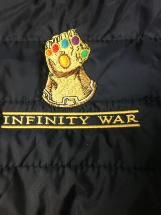 AVENGERS Infinity War - Endgame - Cast and Crew Jacket Men ' s Medium NEVER WORN 7
