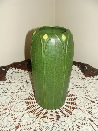 Arts and Clay Jemerick Pottery Matte Green Yellow Bud Arts & Crafts Vase 13.  5 in 8