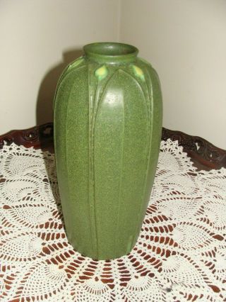 Arts and Clay Jemerick Pottery Matte Green Yellow Bud Art & Crafts Vase 12.  5 In 7
