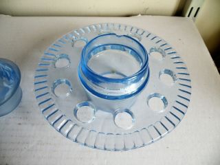 A LARGE CAMBRIDGE GLASS FLOWER BOWL WITH BEARS FROG CAPRICE MOONLIGHT BLUE 10