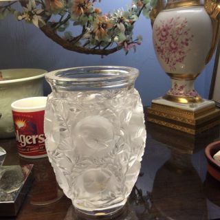LALIQUE FROSTED HEAVY ART CRYSTAL 