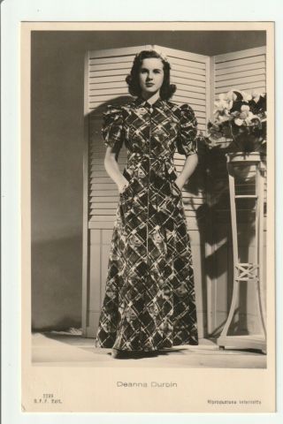 Deanna Durbin 1930s Photo Postcard