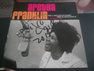 Queen Of Soul Aretha Franklin Signed Cd Cover W/proof Jsa Authenticated