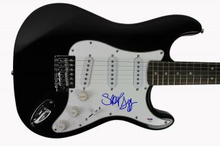 Snoop Dogg Doggy Style Authentic Signed Guitar Autographed Psa/dna T51358