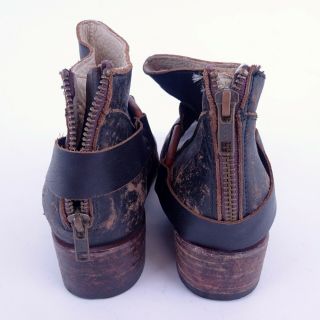 Miranda Lambert FREEBIRD by STEVEN Brown Strap Ankle Boots Size 8 M 4