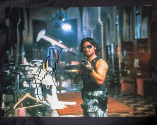 Kurt Russell Signed Escape From York 11x14 Photo C Exact Proof