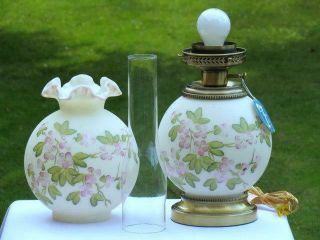 FENTON HAND PAINTED PINK DOGWOOD FLOWERS DOUBLE GLOBE GONE WITH THE WIND LAMP 9