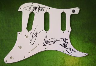 Motley Crue Signed Guitar Pick Guard Nikki Sixx Tommy Lee Mick Mars Vince Neil