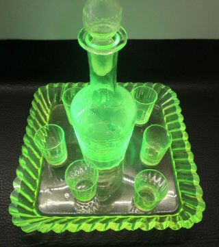 Val Saint Lambert Vaseline Glass Liquor Decanter 6 Glasses W /serving Tray