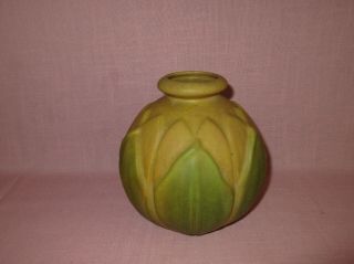 Roseville Pottery American Arts & Crafts Matte Green Velmoss Leaf Vase 125 - 6 