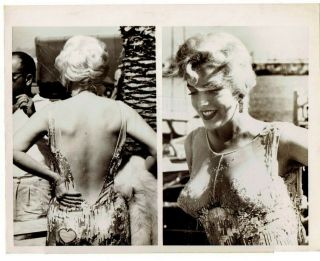 Vintage Marilyn Monroe 1958 Upi Photo Some Like It Hot Photo Doulble Delight