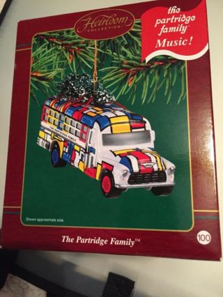 The Partridge Family Bus Carlton Cards Musical Ornament 2003 David Cassidy