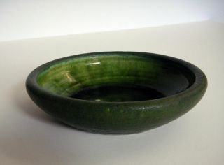 Grueby Pottery Large Matte Green Bowl 7 3/4 " Wide - Arts & Crafts