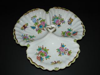 Herend Queen Victoria Handpainted Handled 3 - Part Shell Shaped Dish 7512 Hungary