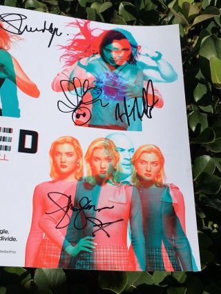 SDCC Comic Con The Gifted Cast Hand Signed Autograph Promo Poster Marvel Booth 2