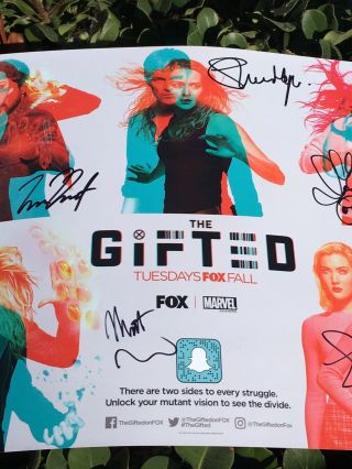SDCC Comic Con The Gifted Cast Hand Signed Autograph Promo Poster Marvel Booth 3