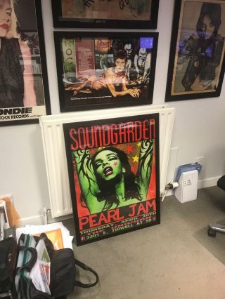 Frank Kozik,  Soundgarden & Pearl Jam Bootleg Green lady poster Chris Cornell 6