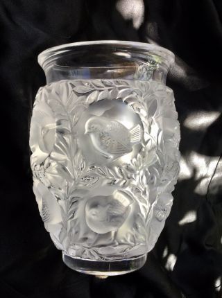 Lalique France Bagatelle Birds Vase Clear & Frosted Crystal Glass 6.  75” - 17cm
